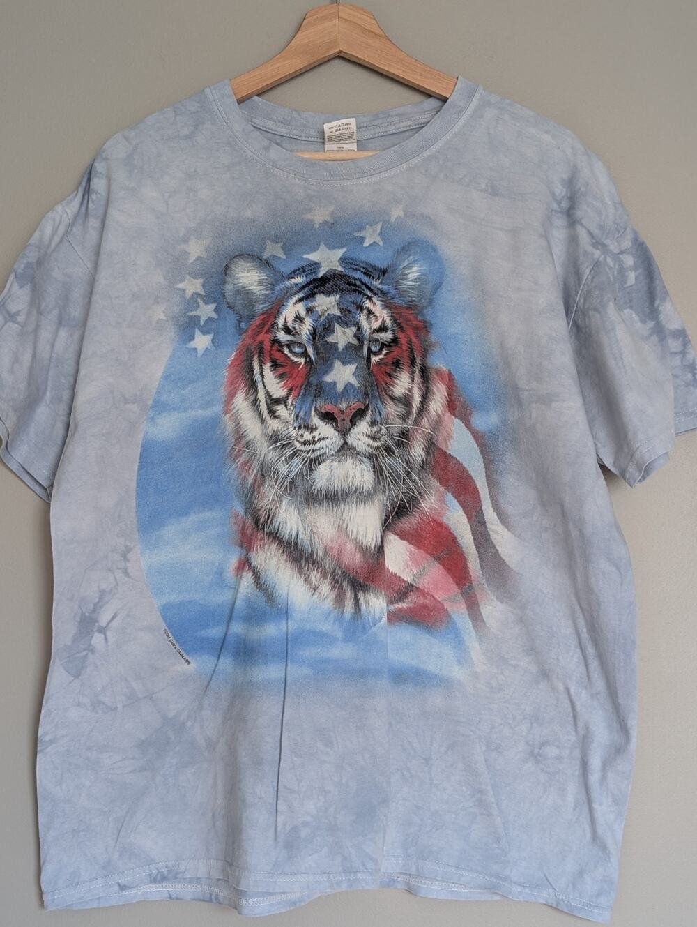 The Mountain Tiger American Flag T-Shirt XL Tie Dye Patriotic USA Carol...